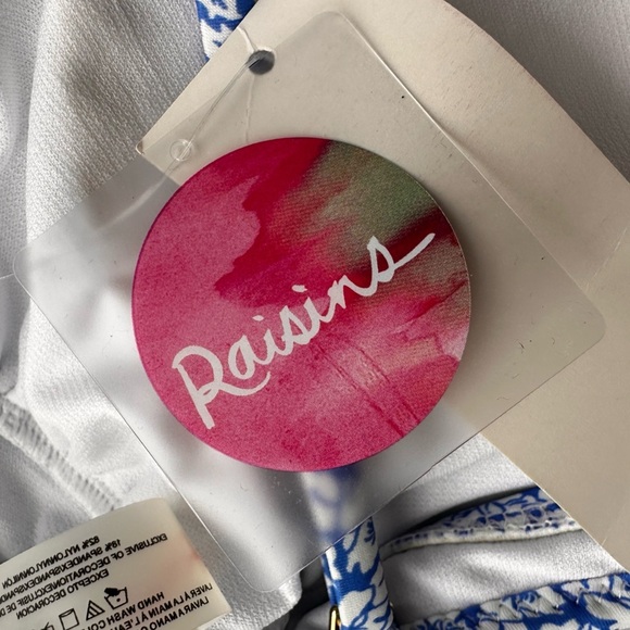 Raisins Women's One Piece Swimsuit - Cheeky Cut NWT - Picture 14 of 16